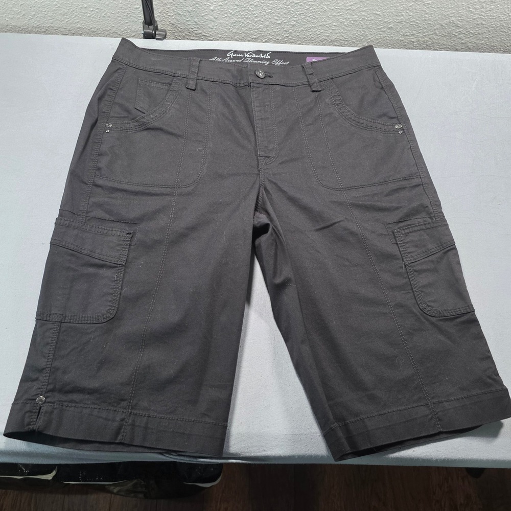 Gloria Vanderbilt Amanda Bermuda Cargo Shorts Black Slimming Stretch Womens 8